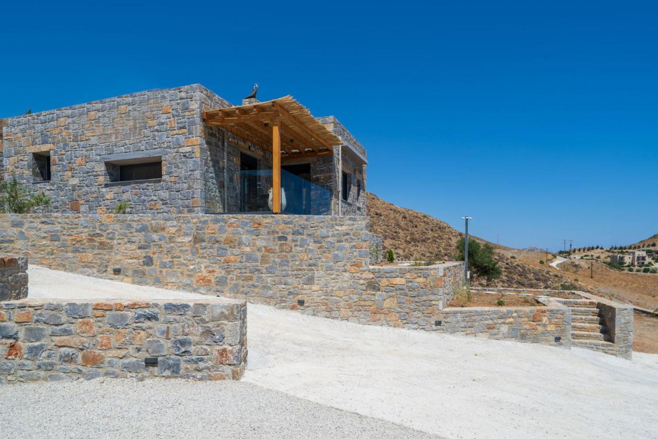 Celine Private Residences Léntas Екстериор снимка