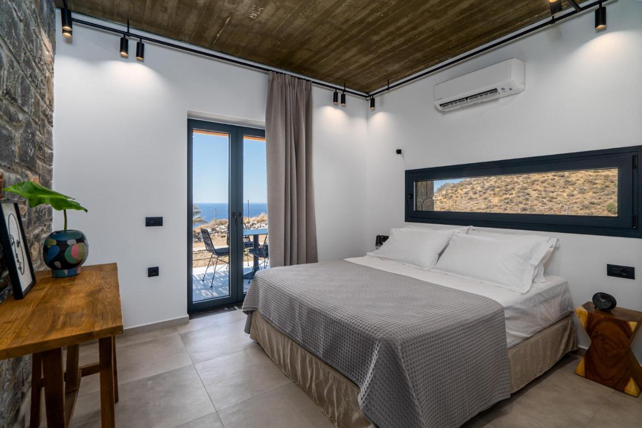 Celine Private Residences Léntas Екстериор снимка