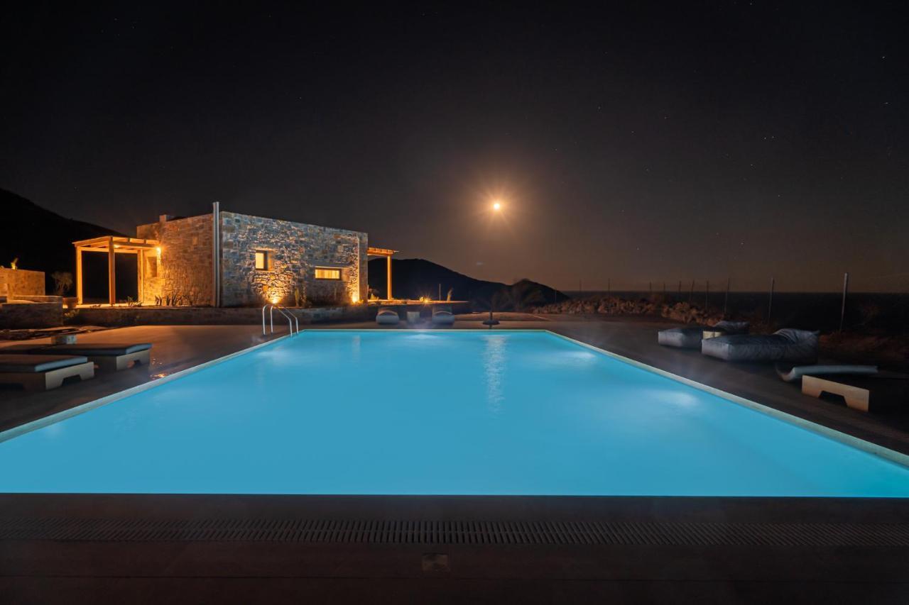 Celine Private Residences Léntas Екстериор снимка