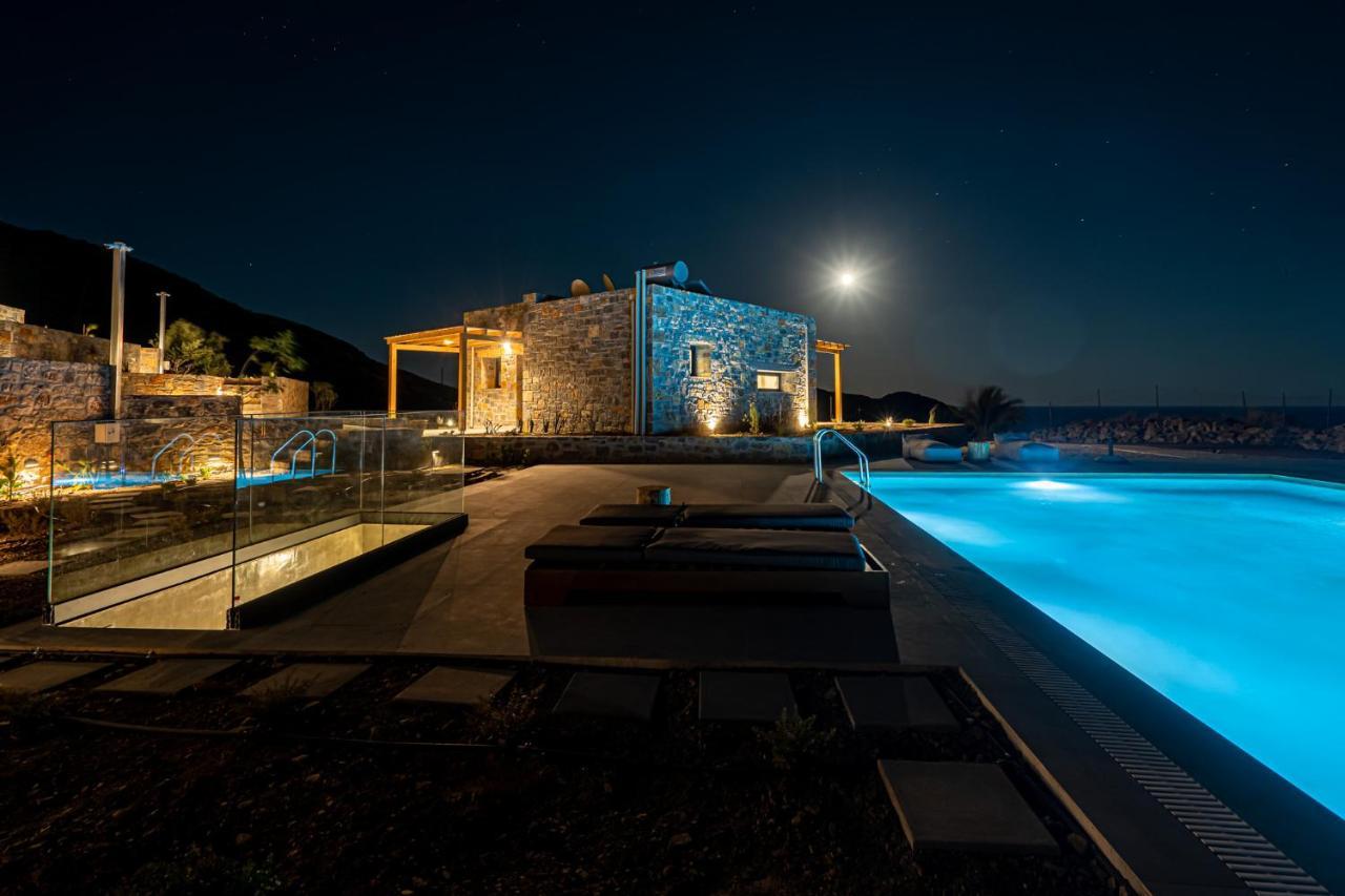Celine Private Residences Léntas Екстериор снимка