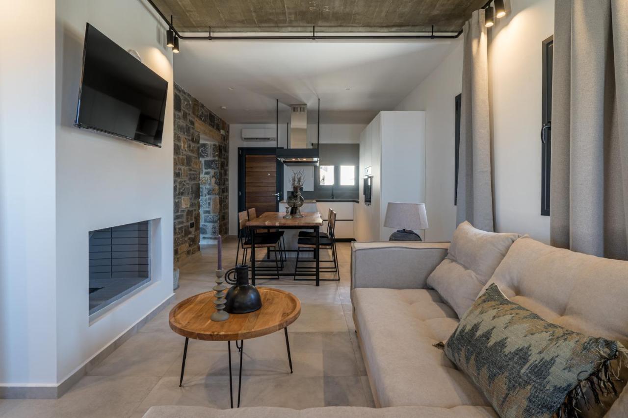 Celine Private Residences Léntas Екстериор снимка
