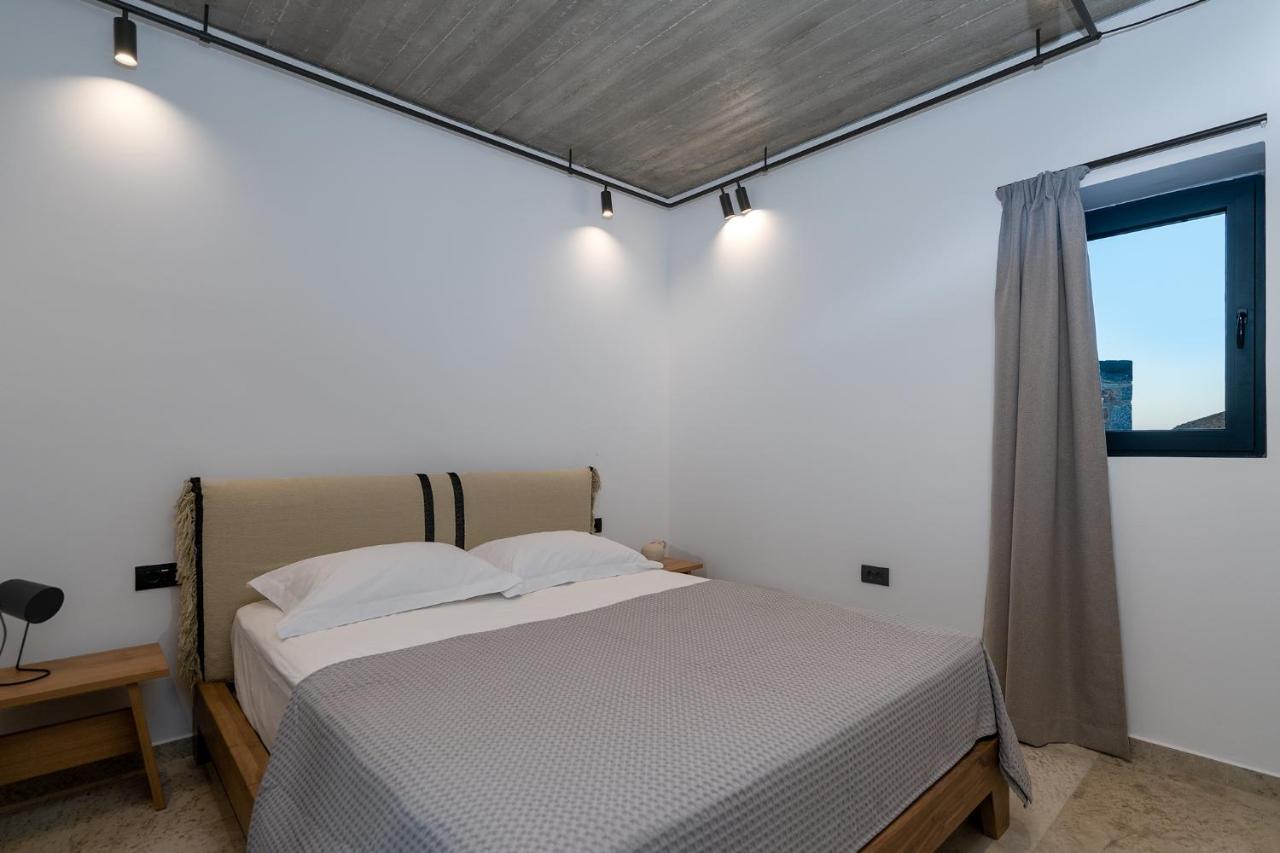 Celine Private Residences Léntas Екстериор снимка